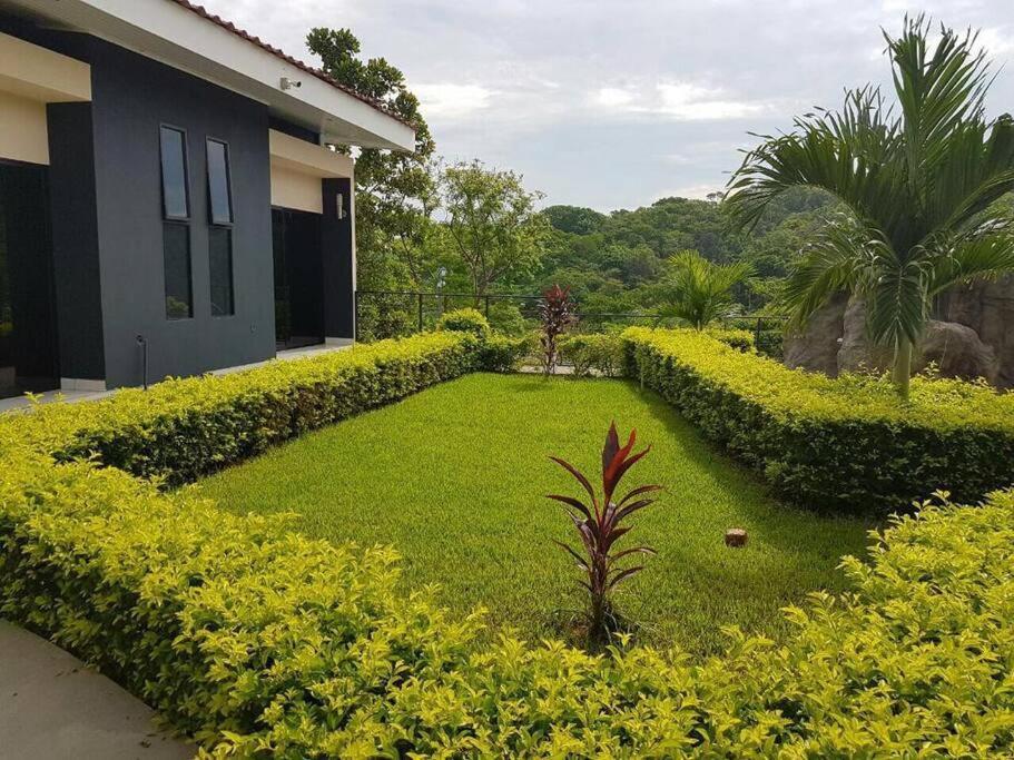 Villa Gacri, Para 21 Personas Orotina Exterior foto